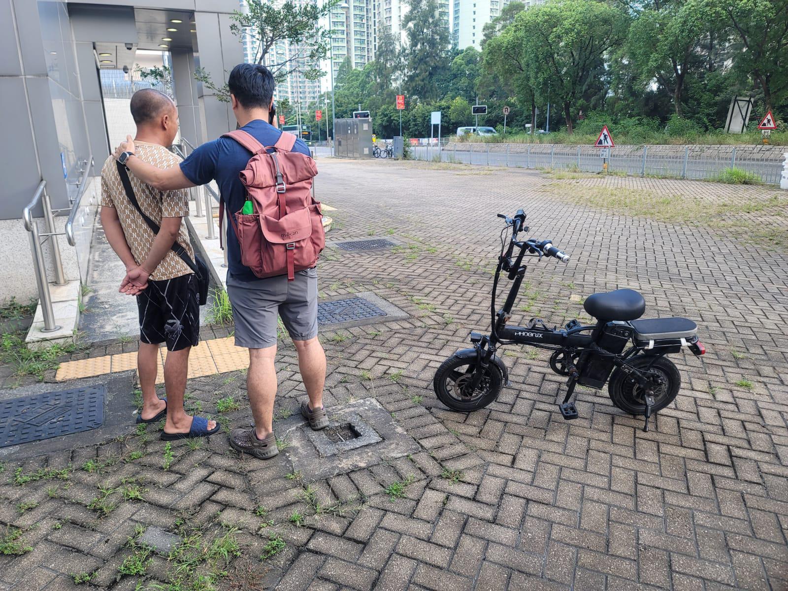 大嶼山警區交通日打擊非法電動單車。(警方圖片)