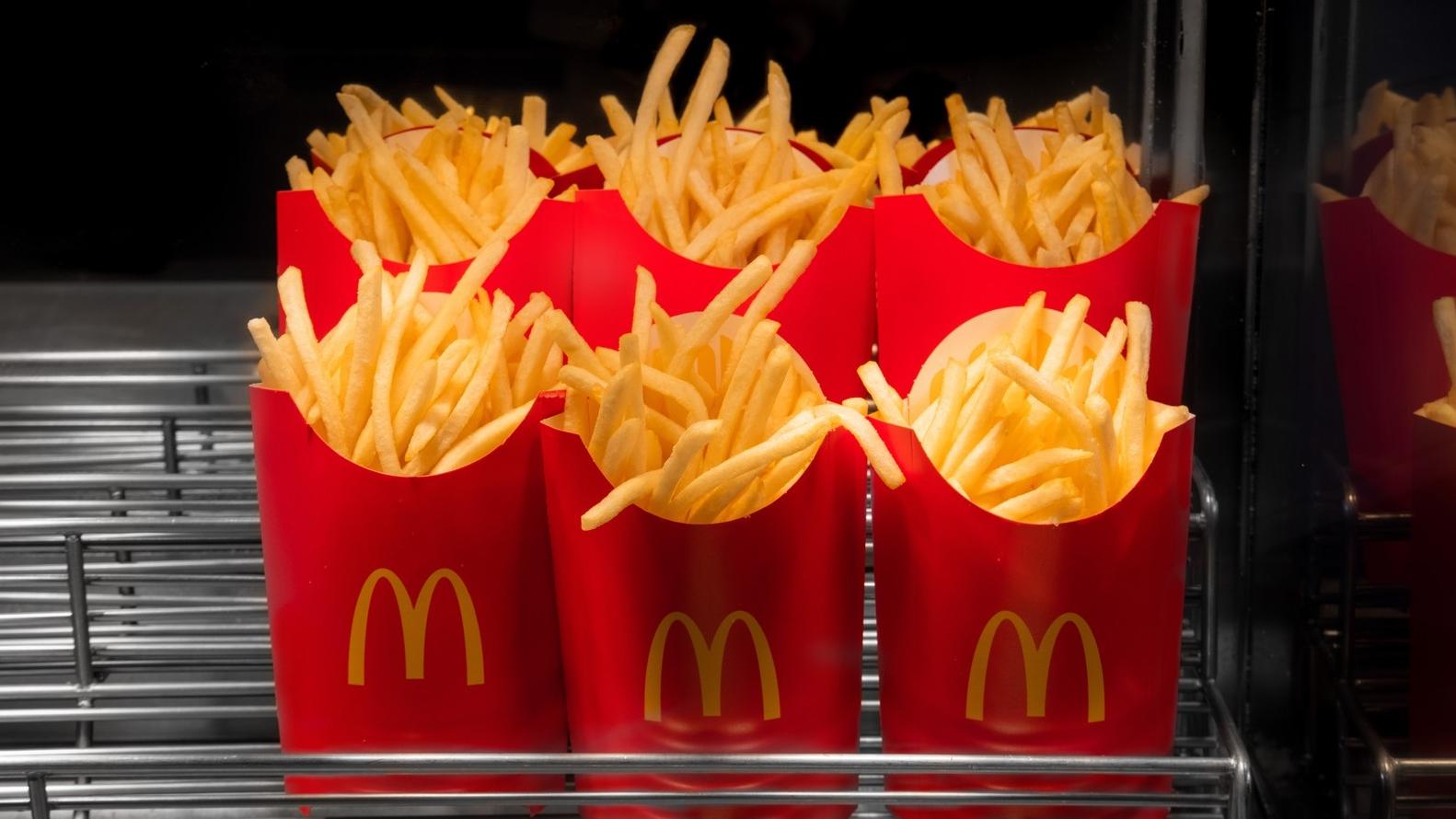 美國連鎖快餐店薯條食評排行榜，麥當勞以壓倒性姿態奪冠。(互聯網)