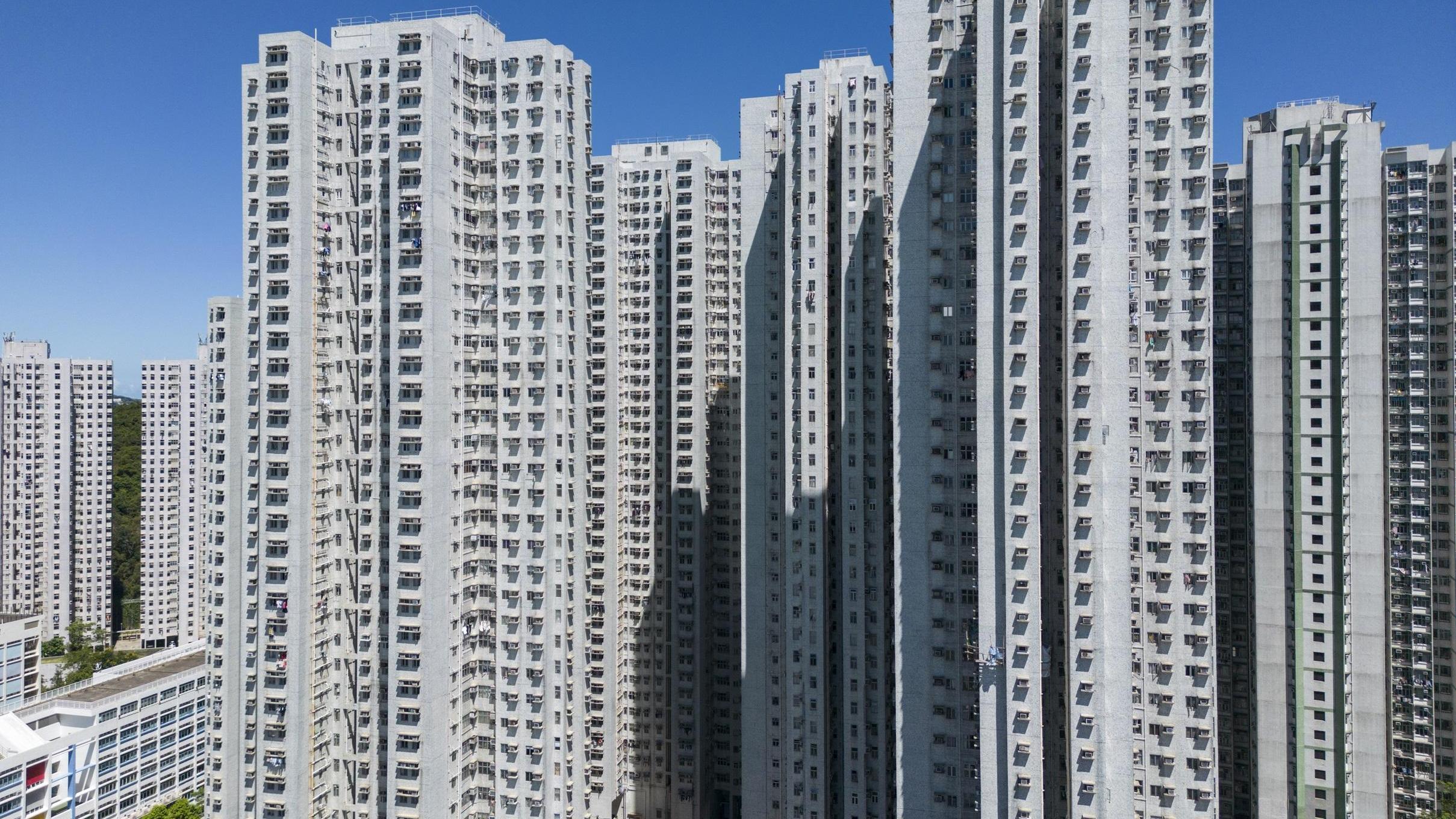 第3季二手居屋錄1,241宗登記，按季急挫43%。(資料圖片)