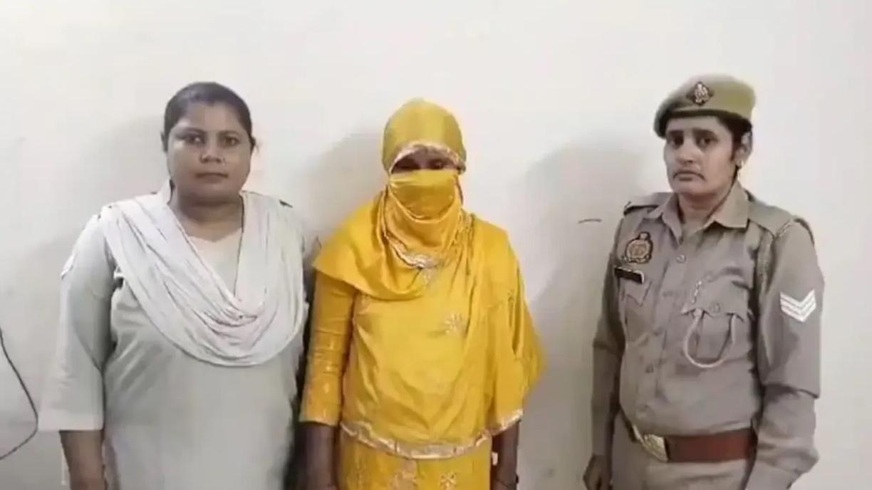 涉案女傭(中)被捕。(互聯網)