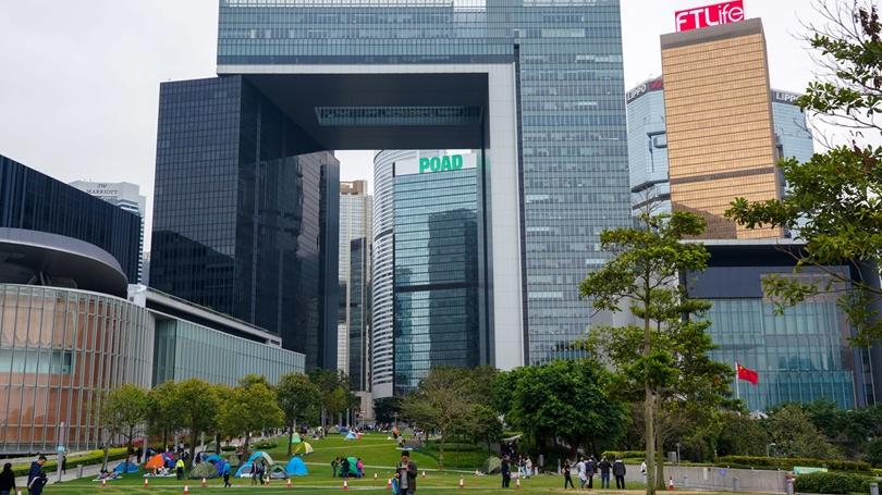 真正阻礙企業投入經濟的是政府官僚作風。(資料圖片)