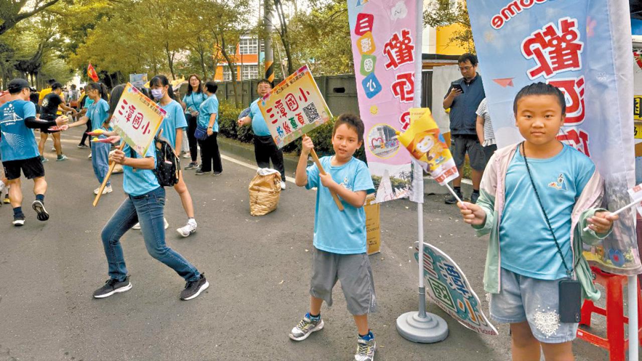 田中馬拉松 梁百行