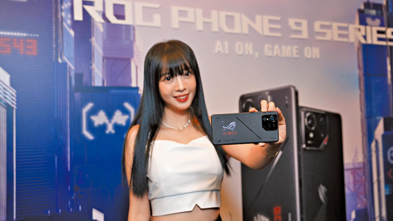 機背都可打機！ 旗艦級電競手機 ROG Phone 9
