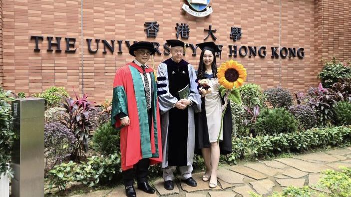 張國鈞博士畢業。(張國鈞FB)