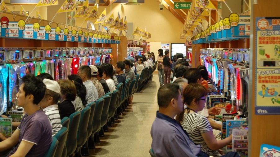 DYNAM半年純利升17%維持派息 飛機租賃收益飆六成