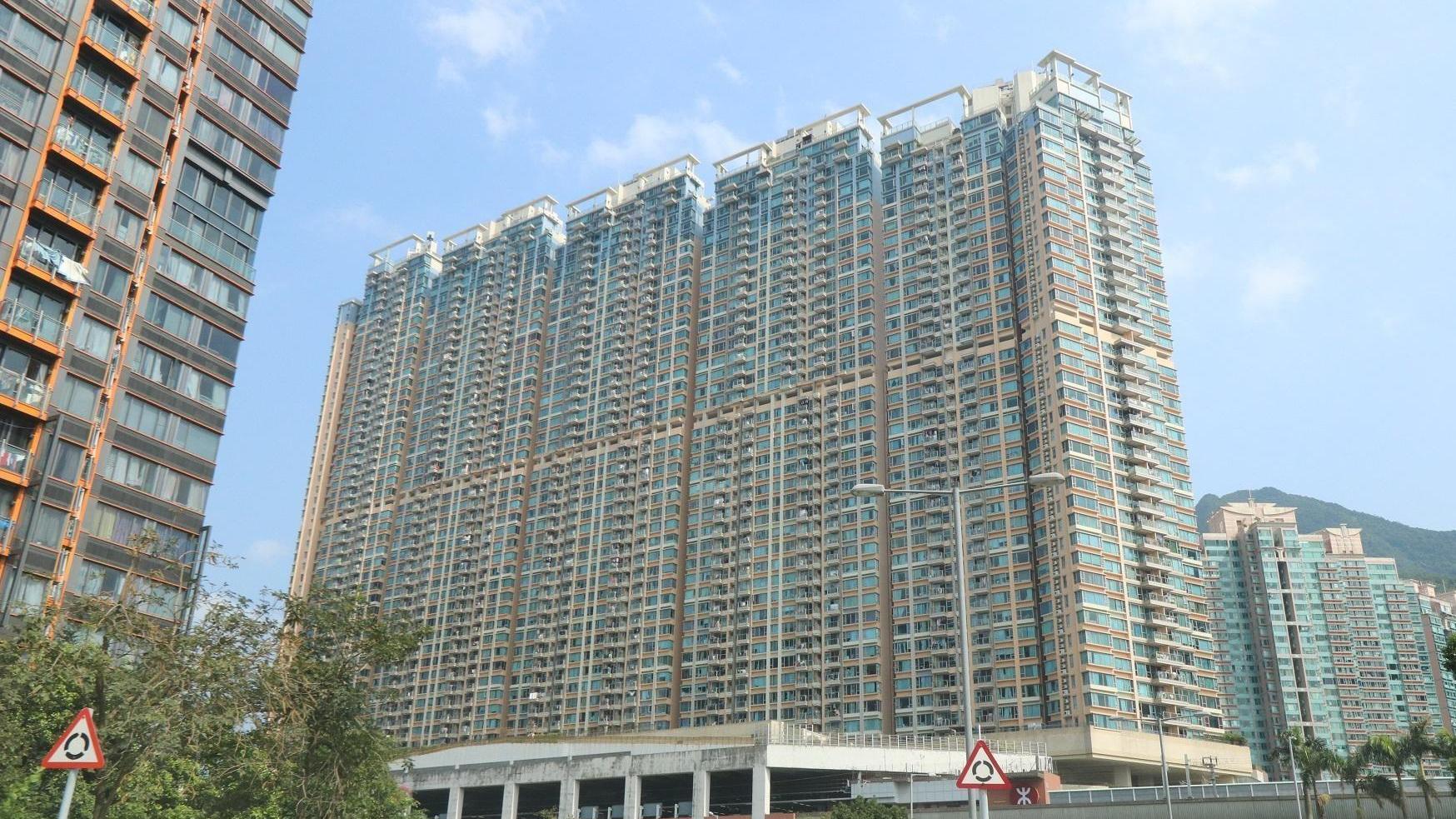 馬鞍山銀湖‧天峰中層套三房戶，4年貶值143萬元易手。