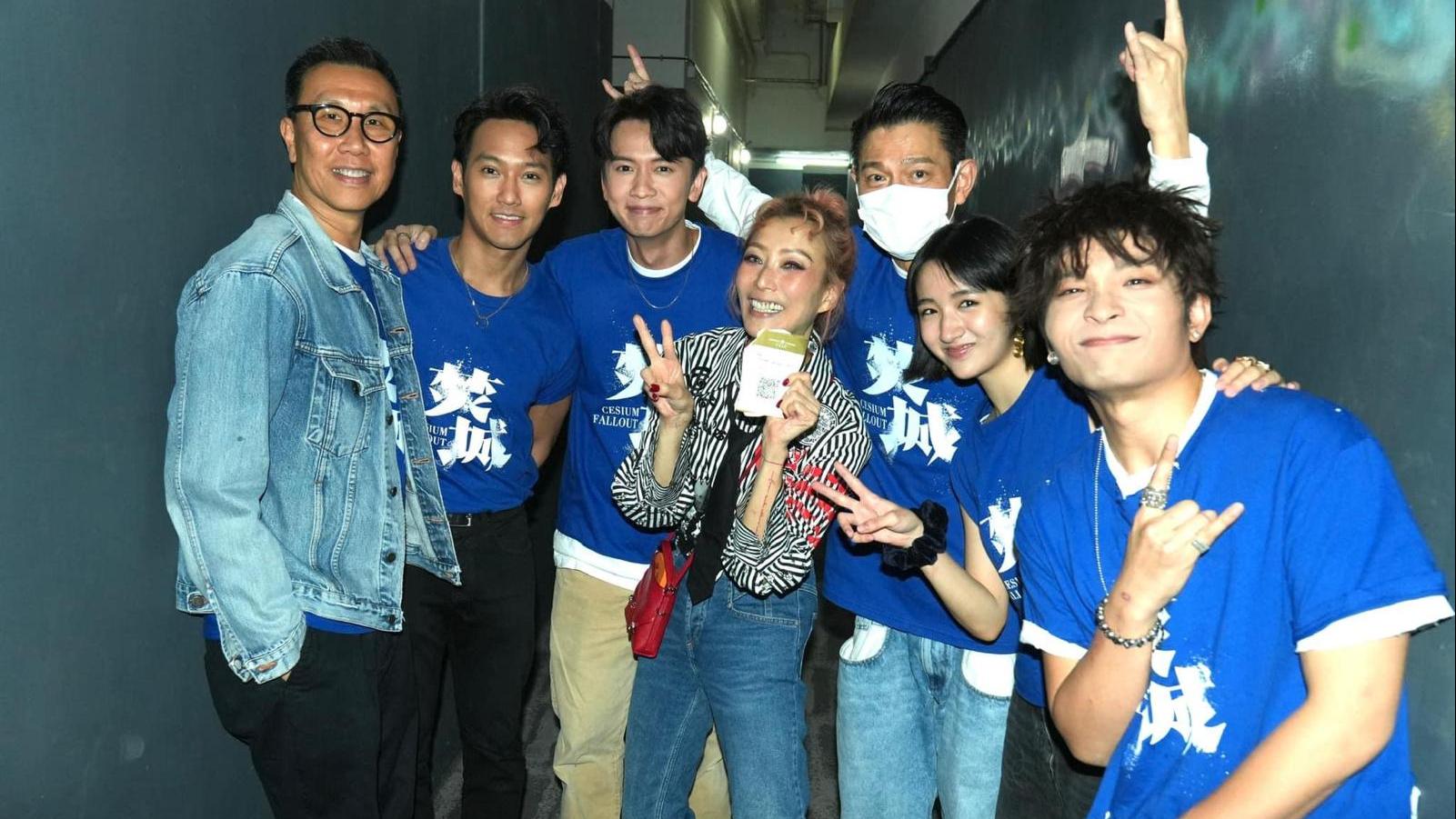 焚城｜劉德華8號風球前領軍謝票喜遇Sammi 何啟華謝票唱《獨自去偷歡》？