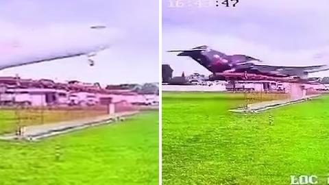 波音貨機起飛時，機肚部分撞到跑道設施。(互聯網)