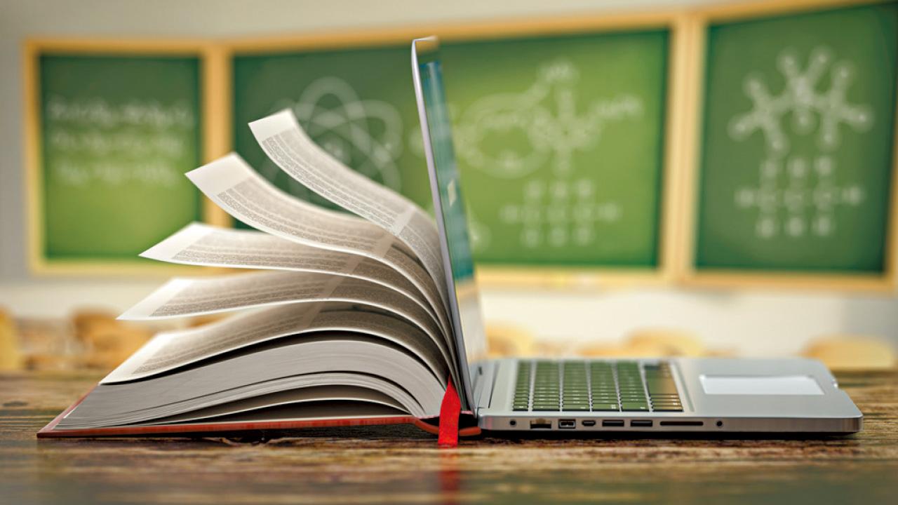 新聞傳播學生的社交責任 萬紫千虹 曹虹