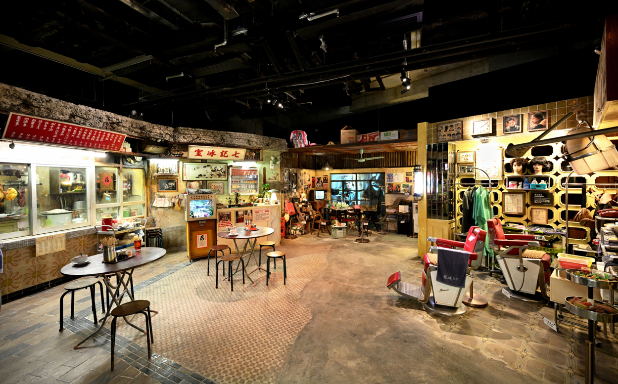 《九龍城寨之圍城》電影展覽 入場人士可走進多個電影經典場景