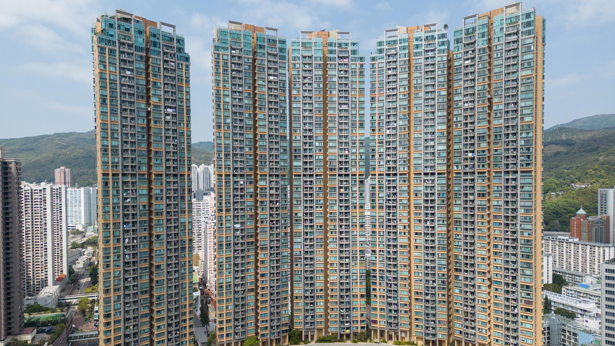 年輕夫婦獲父母資助 斥852萬「租轉買」荃灣萬景峯兩房｜二手樓成交