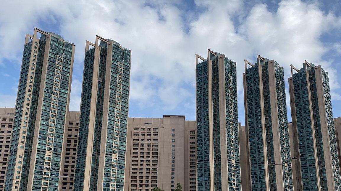 青衣藍澄灣海景兩房業主減價沽貨，吸引外區客以450萬元承接。