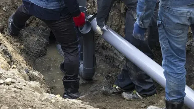 天津招渠務人員需參與「掏糞」　鐵飯碗吸引逾200大學生