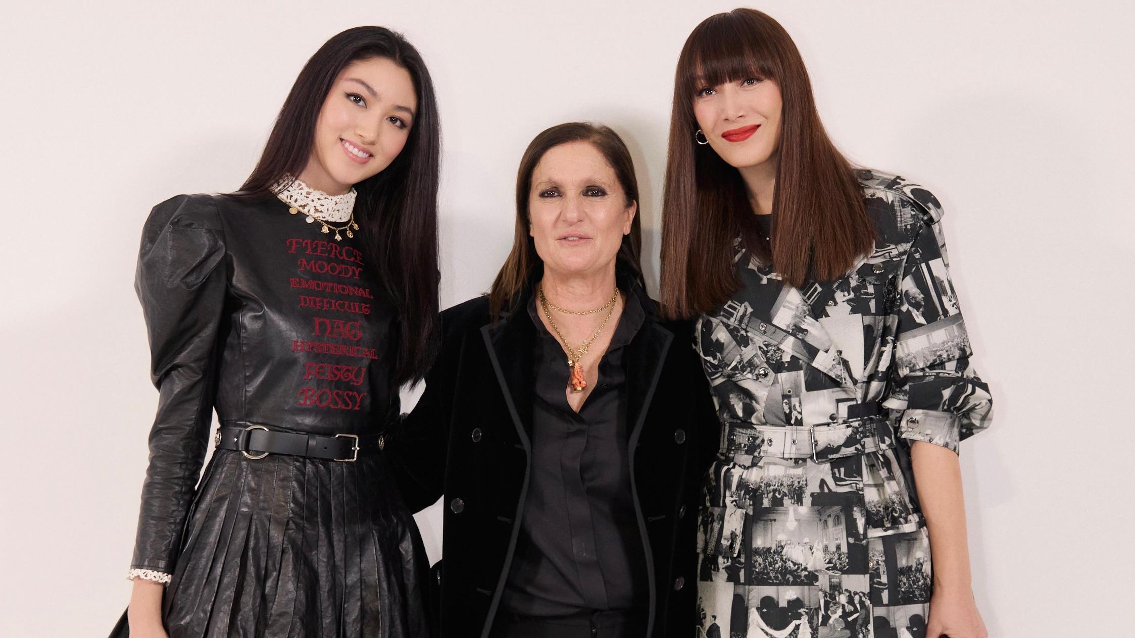 任晴佳前衛punk look 偕母親琦琦現身巴黎Dior高訂騷