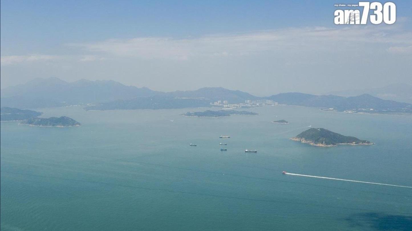 甯漢豪表示，交椅洲研究工作仍在進行，並不存在放棄，將積極爭取今屆政府開展填海工程。