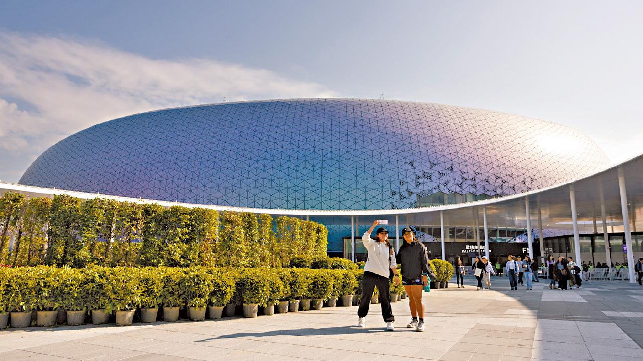 啟德體育園主場館周六首辦演唱會 1.8萬人入場 籲用公交通工具