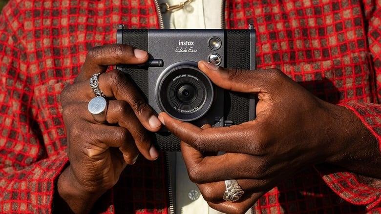 Fujifilm 發佈instax WIDE Evo　1600萬有效像素寬幅即影即有相機