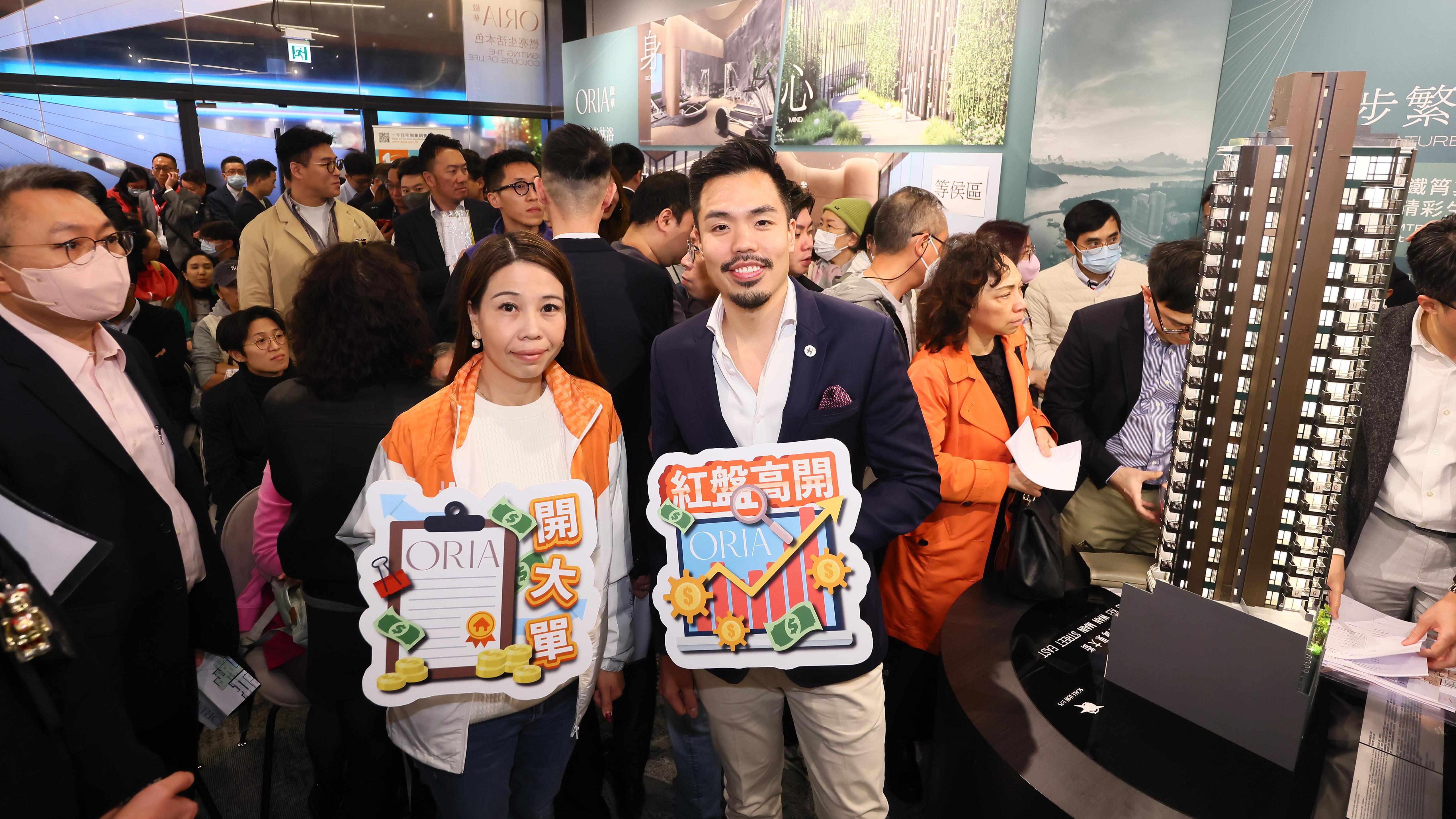 傲華開賣｜首輪推售47伙 即日沽41伙 七成買家來自港島｜筲箕灣新盤