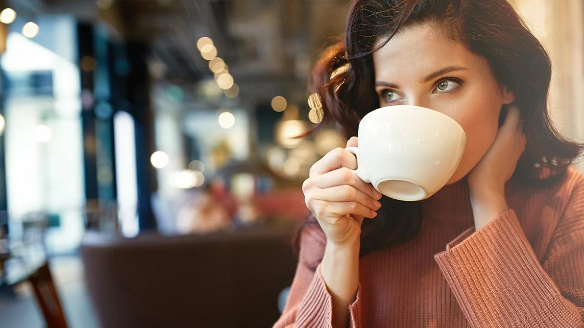 美國一項長期研究顯示，適量攝取咖啡有助改善心臟健康及延長壽命，但這些益處取決於喝咖啡的時間，最佳飲用時間是早晨。(互聯網)