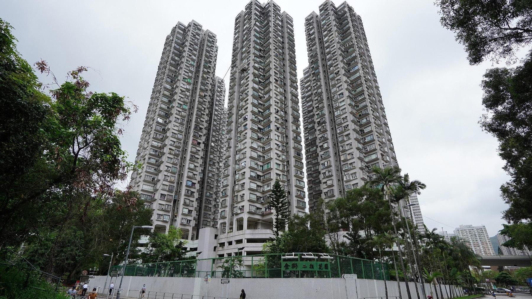 大圍上車盤金獅花園兩房以298萬元易手，上車客承接，呎價1.14元。