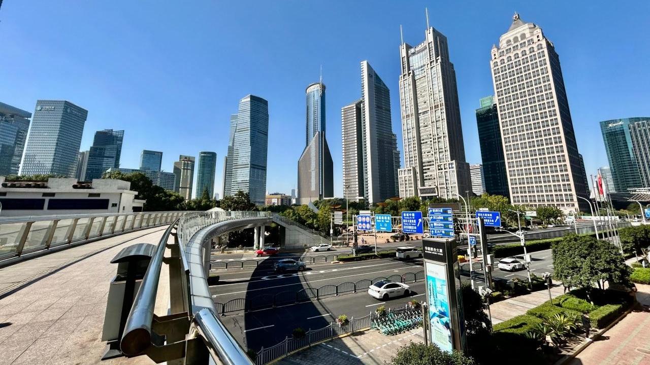 人民日報發表評論文章表示，要綜合整治「內卷式」競爭，加快建設高效規範、公平競爭、充分開放的全國統一大市場。（港台圖片）