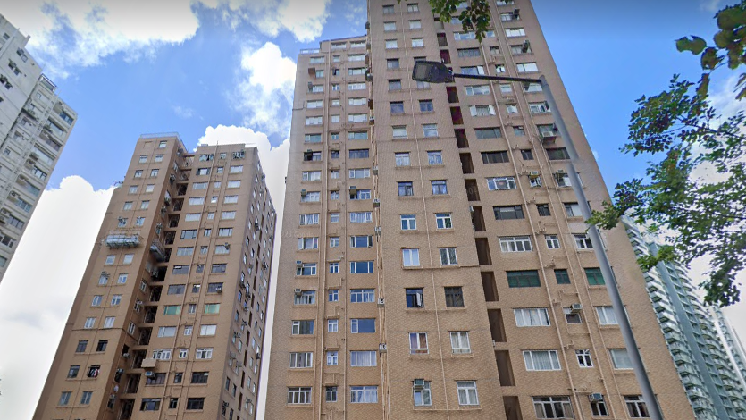 位於大坑半山的大坑台，一伙兩房戶連車位以840萬元易手，樓價逾12年升值不足5%。