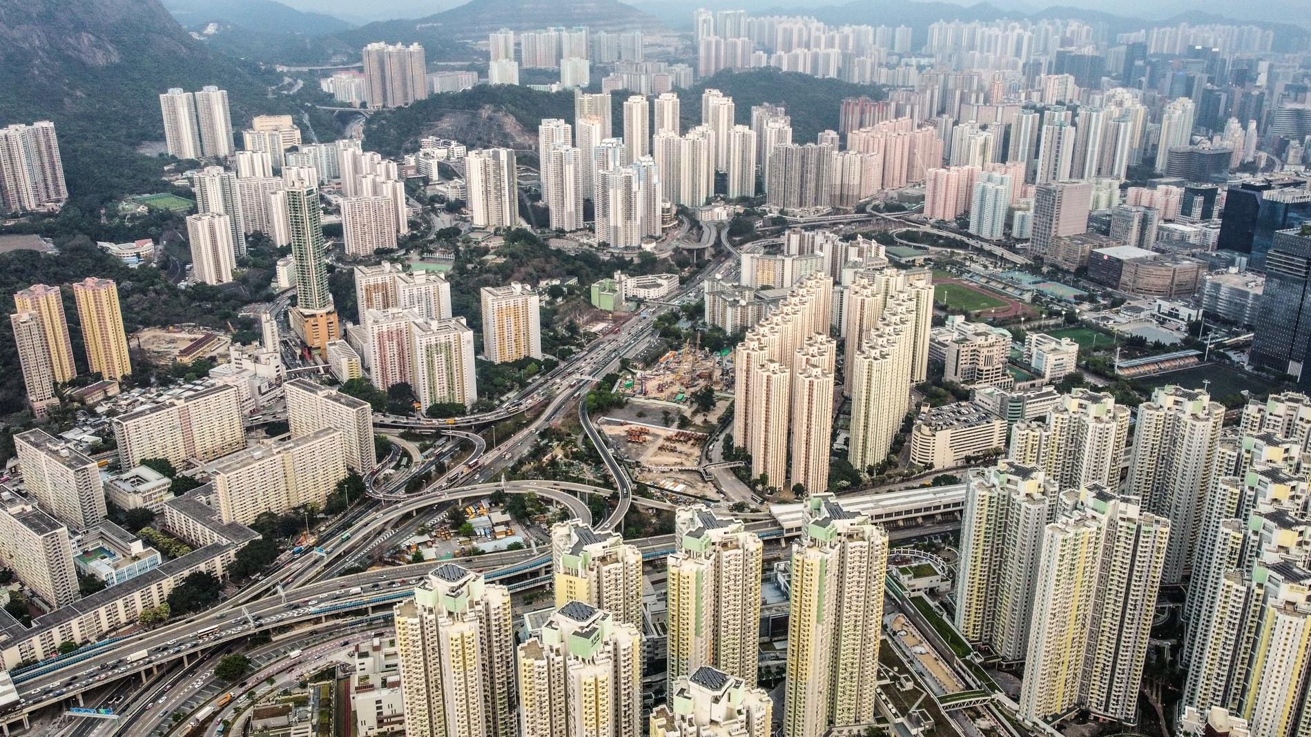 新財案從供需雙軌穩樓市