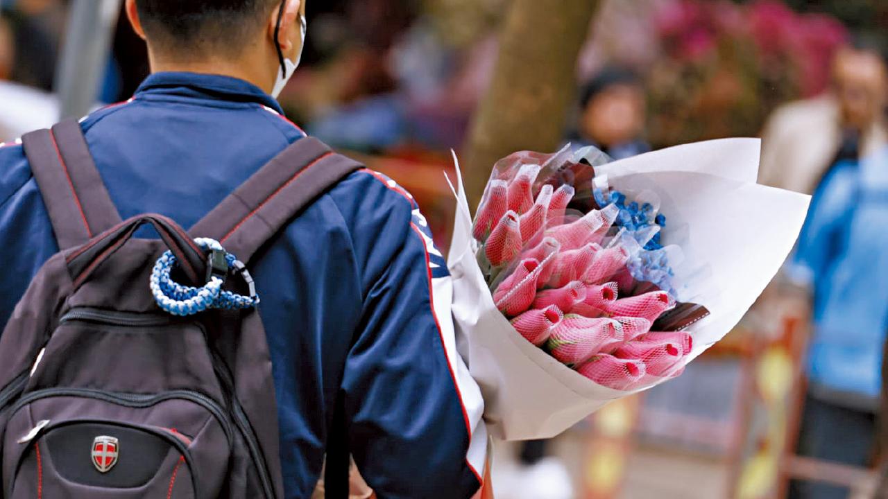 情人節花束預訂遜預期 花店老闆：花價升三成未敢加價