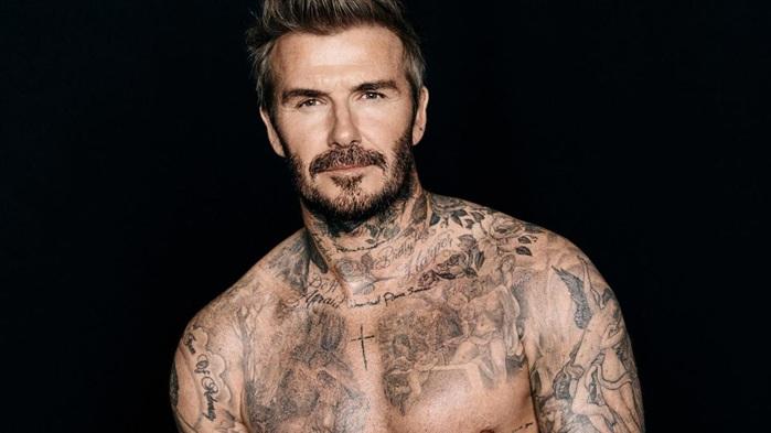 碧咸晒肌提早慶祝50歲 自爆打板網球keep fit