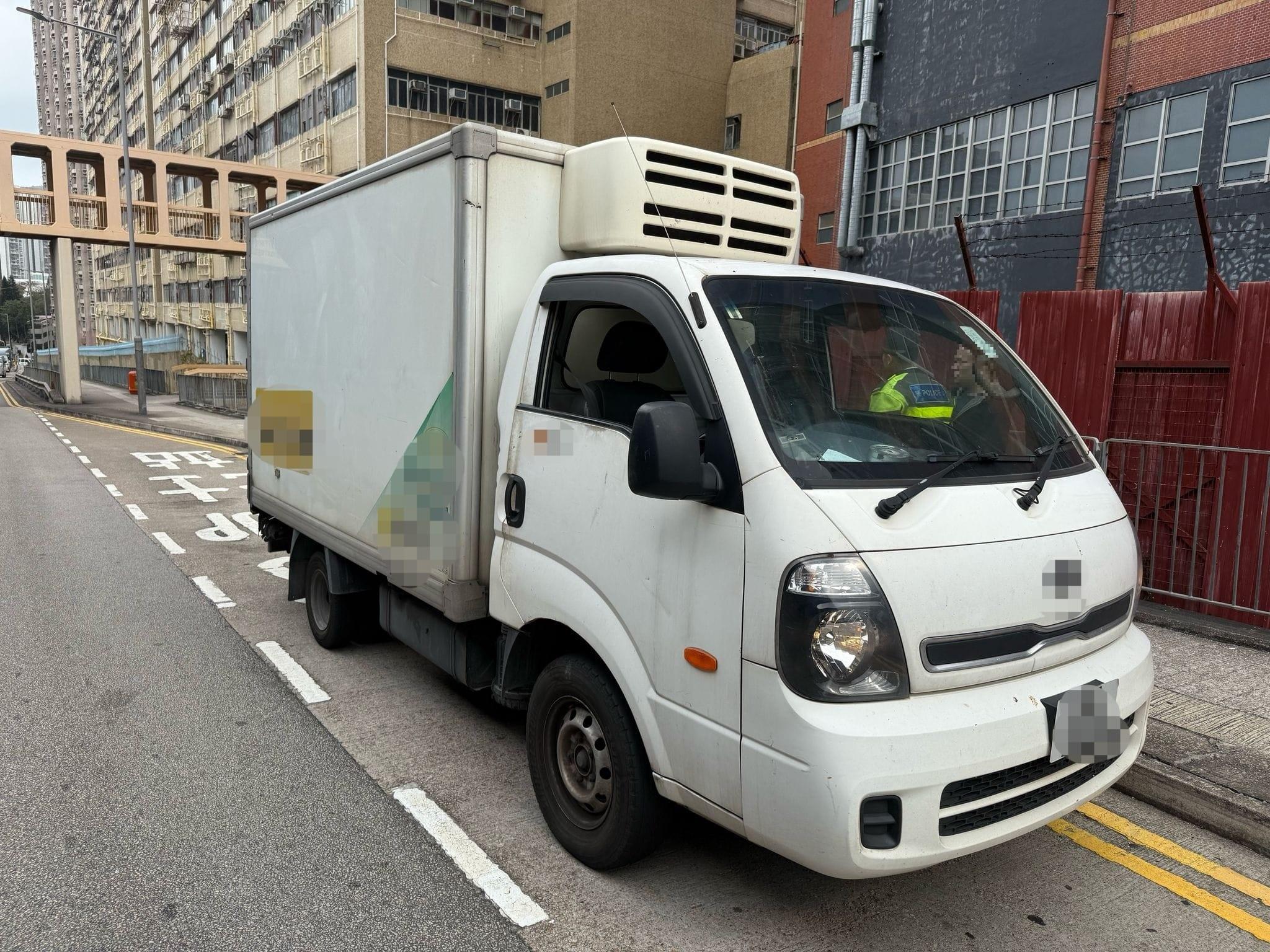 警新界南打擊貨車交通違例，3日發逾1300告票傳票。(警方圖片)