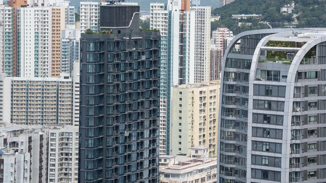 鰂魚涌半新單幢樓The Holborn，中層開放式戶以1.55萬租出，租金回報有3.6厘。