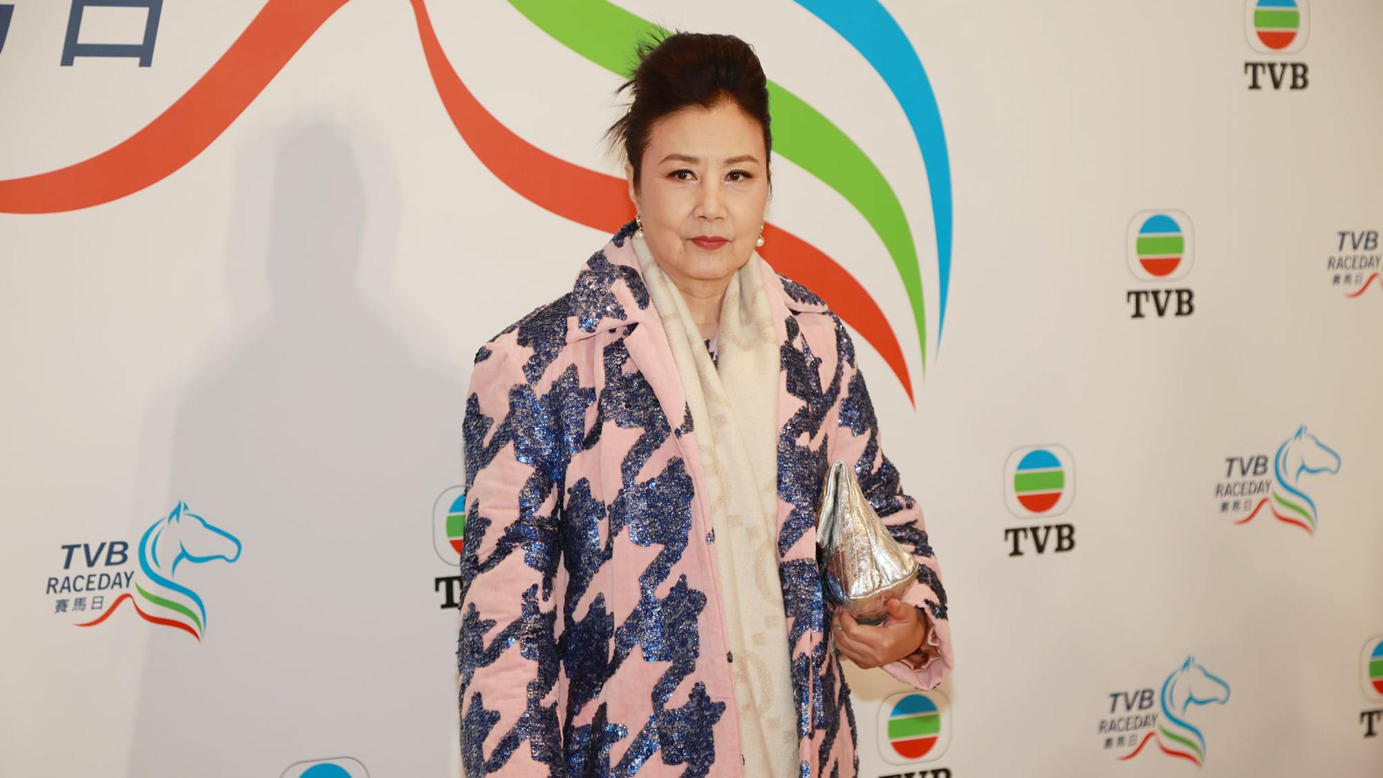 TVB賽馬日連續兩單墮馬意外 汪明荃盼受傷騎師早日康復