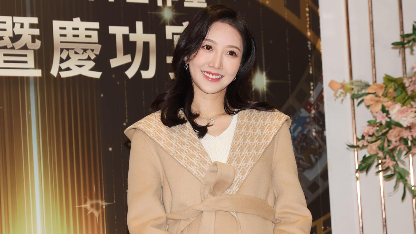 何依婷辭演《新聞女王2》 未諗BB順產定開刀