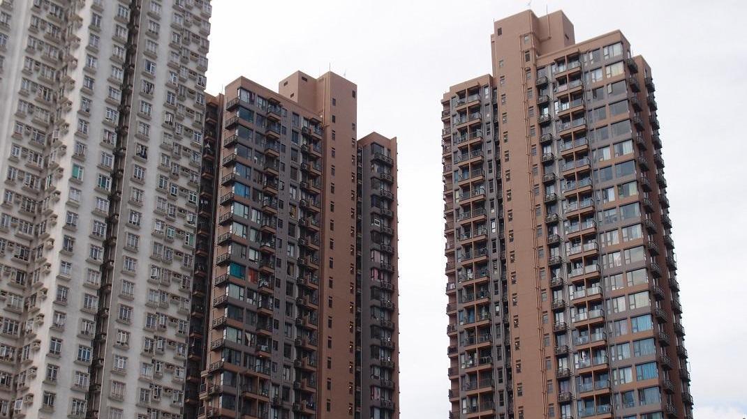 長線投資者見息口低，認為「磚頭」較保值，斥275萬購屯門豐連開放式戶收租。