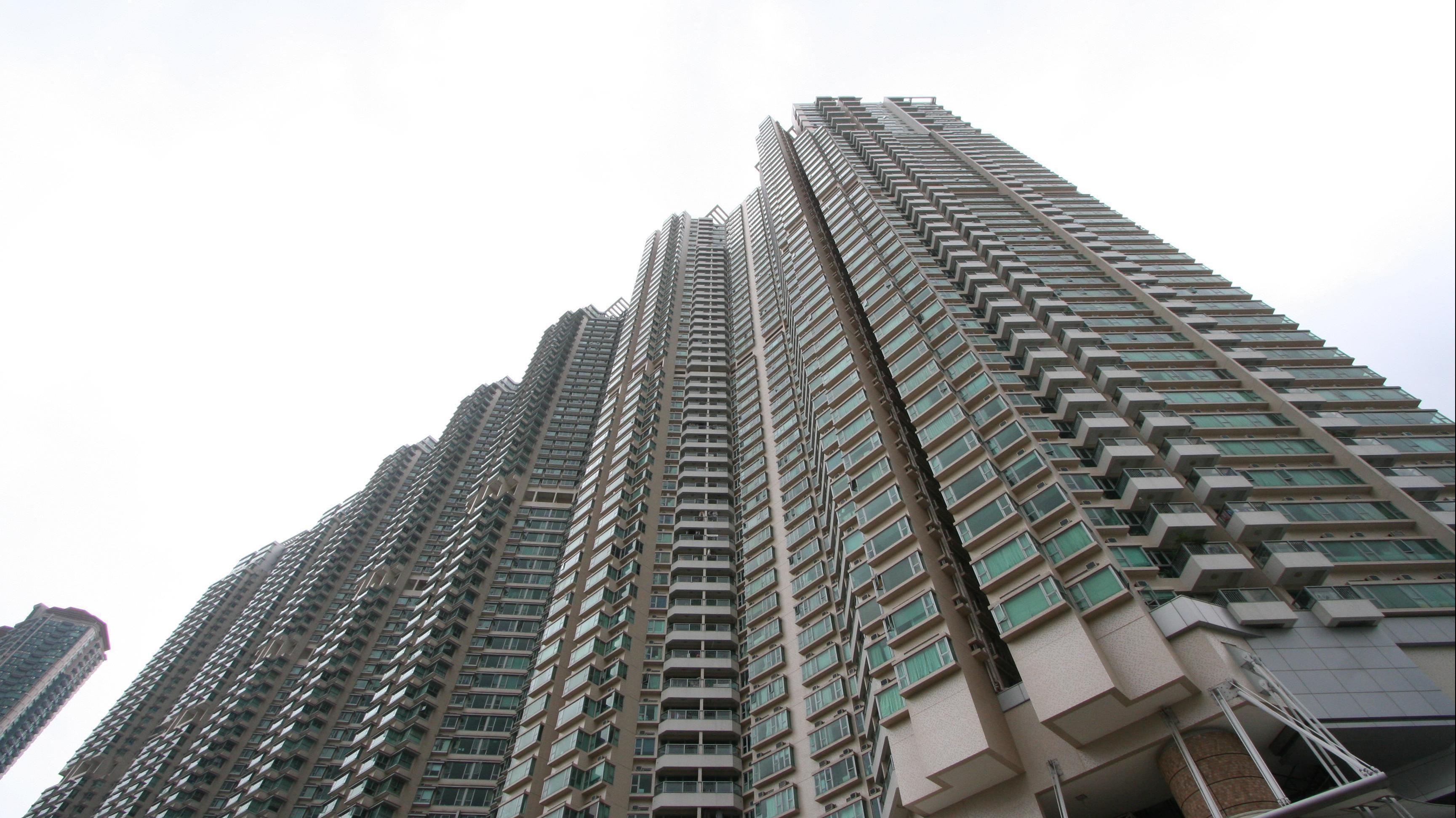 租客睇樓逾兩年，擲900萬元入市東涌藍天海岸3期影岸‧紅套三房。