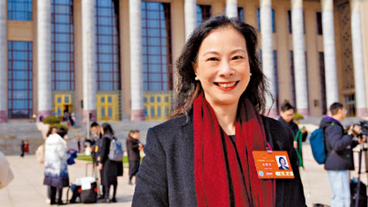 香港發揮「掌上明珠」的獨特優勢 強化內聯外通