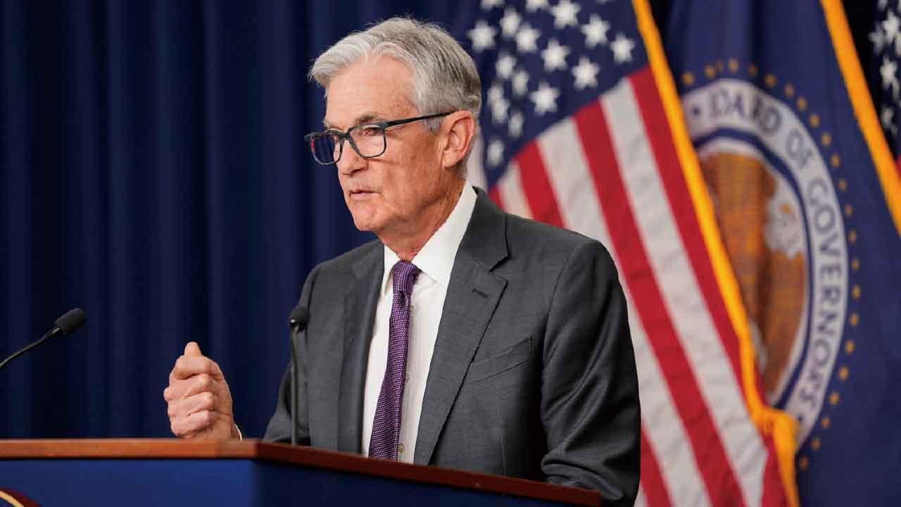 三大央行沉著應對