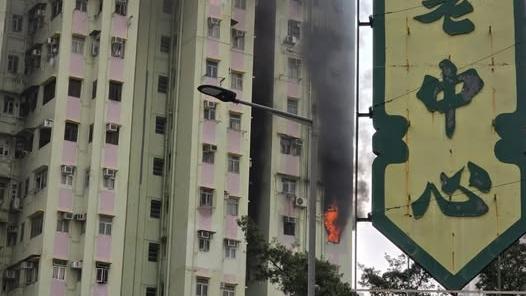 石籬發生火警。（fb「荃葵青交通 」圖片）