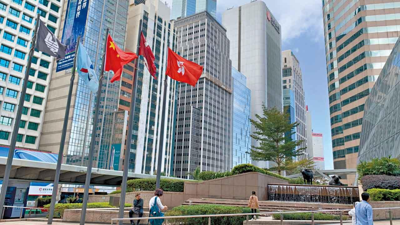 東升西降再現江湖