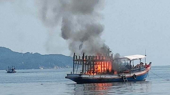 泰國潛水船起火英國遊客燒死。