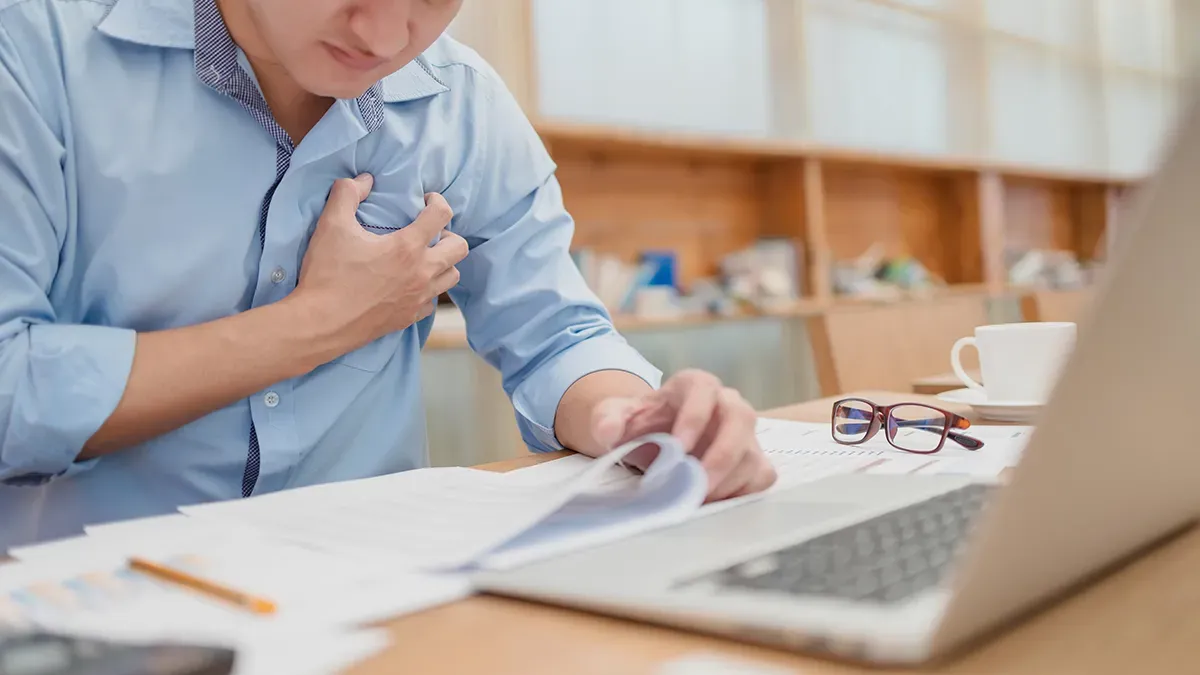 大多數病人診斷高血壓是藉由診間血壓計，或是使用居家血壓計測量，但亞洲族群中約有10%至20%病人具有「隱性高血壓」。