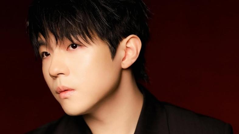 陳卓賢邱彥筒金像獎「最佳新演員」特刊照登場