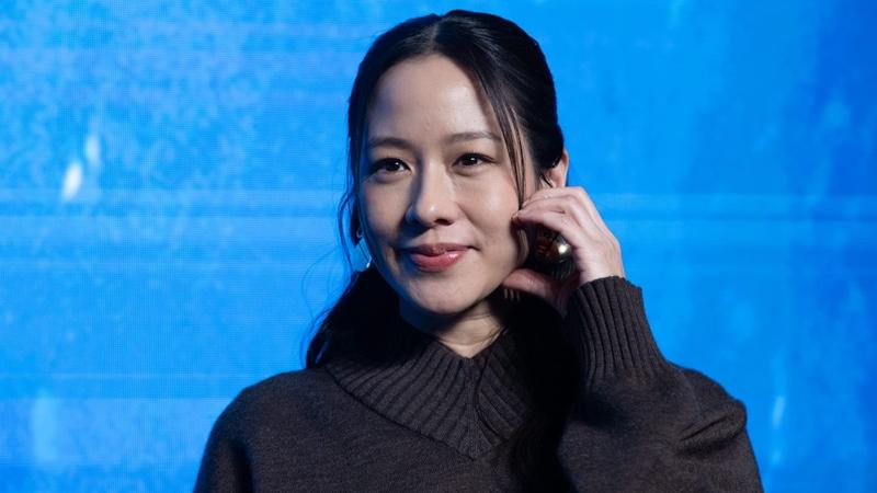 林嘉欣首拍劇挑戰英文對白 獻幕前首次跳舞穿泳衣