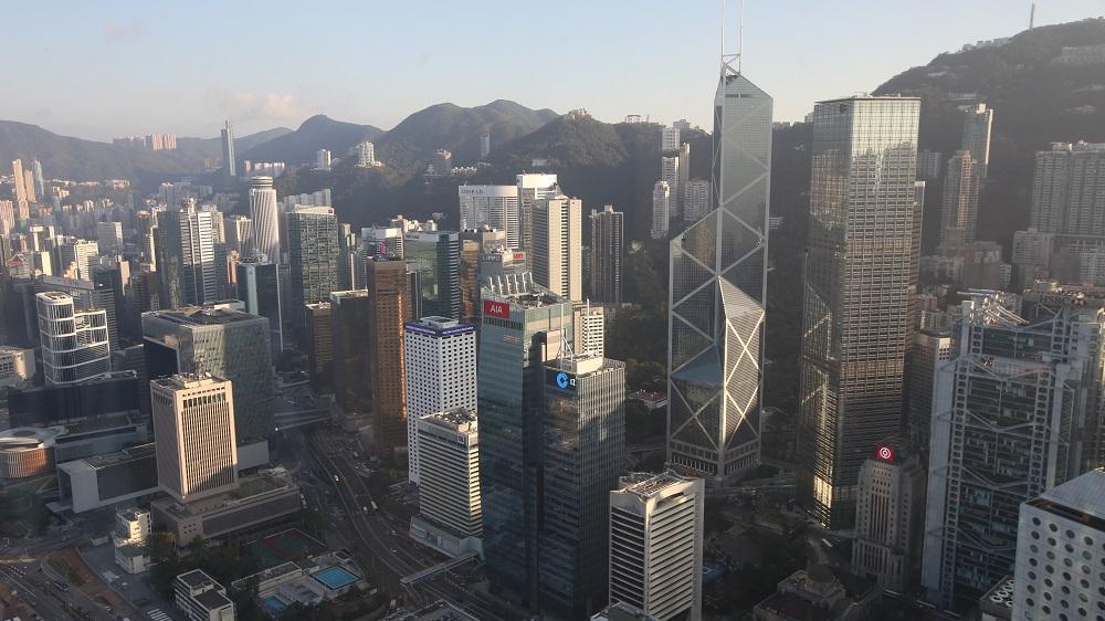 中原(工商舖)指，2月份商廈錄得445宗租賃成交，按月升近三成，按年則增約逾29 %，其中港島區空置率改善顯著。(資料圖片)