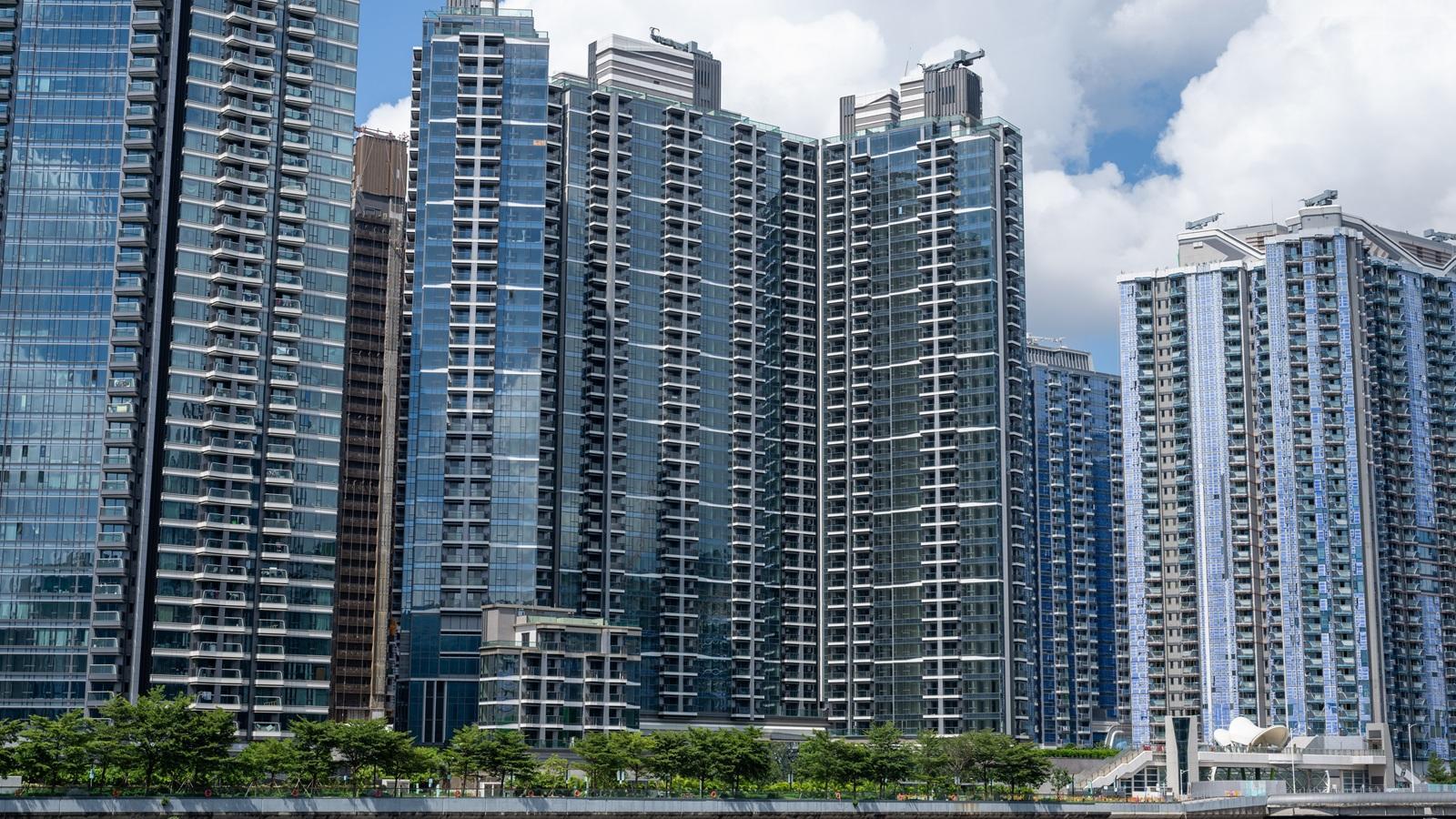 中原數據指，今年首兩個月本港一、二手市場錄得逾1,300宗姓名為普通話拼音的買家入市個案，按年升近五成。(資料圖片)