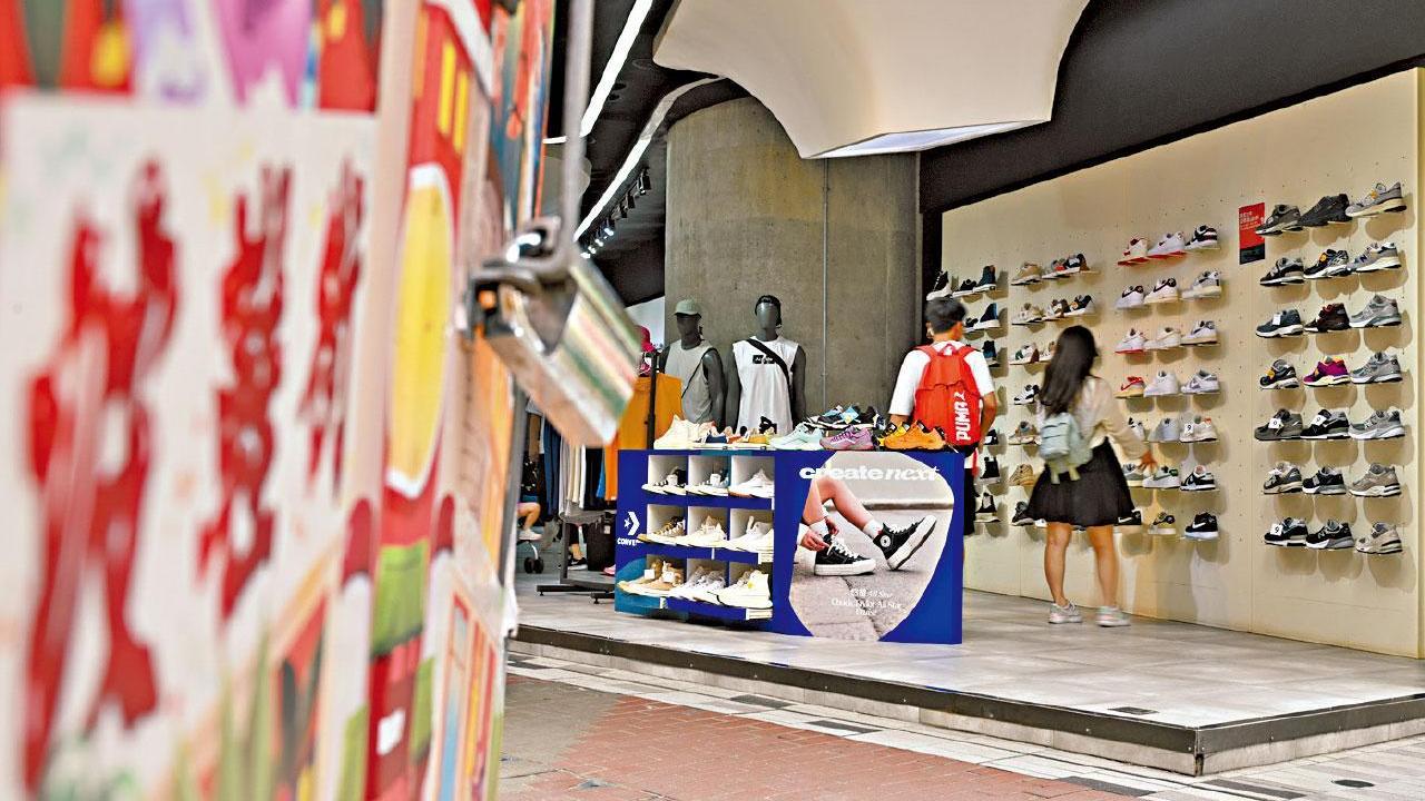 農曆新年過後，商舖租賃市場回暖，多個核心消費區的空置率亦見改善。(資料圖片)