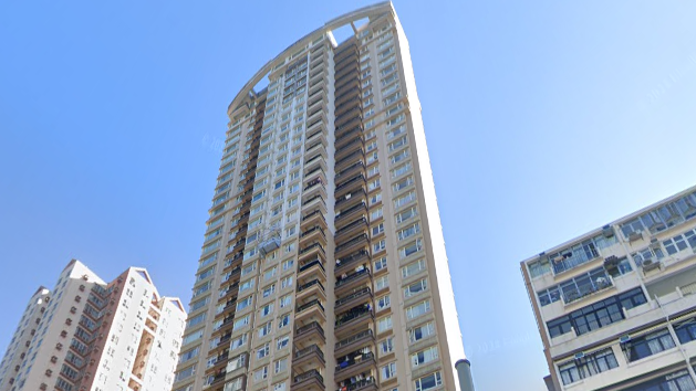 北角單幢物業慧雲峯錄海景套三房戶大賺成交，一手業主勁賺9球離場。