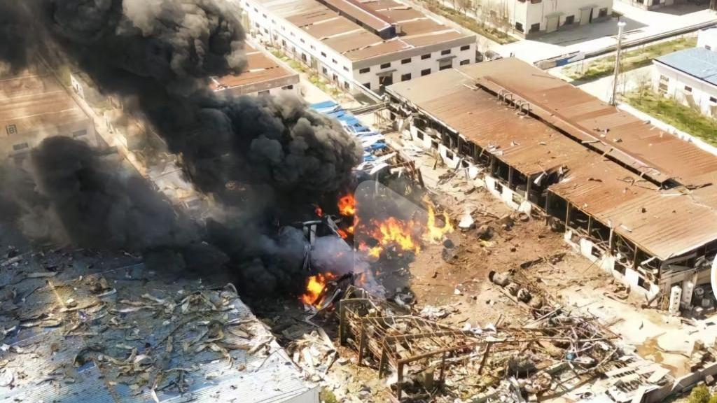 生物科技公司驚傳爆炸，廠房被夷為平地。（圖／翻攝澎湃新聞）