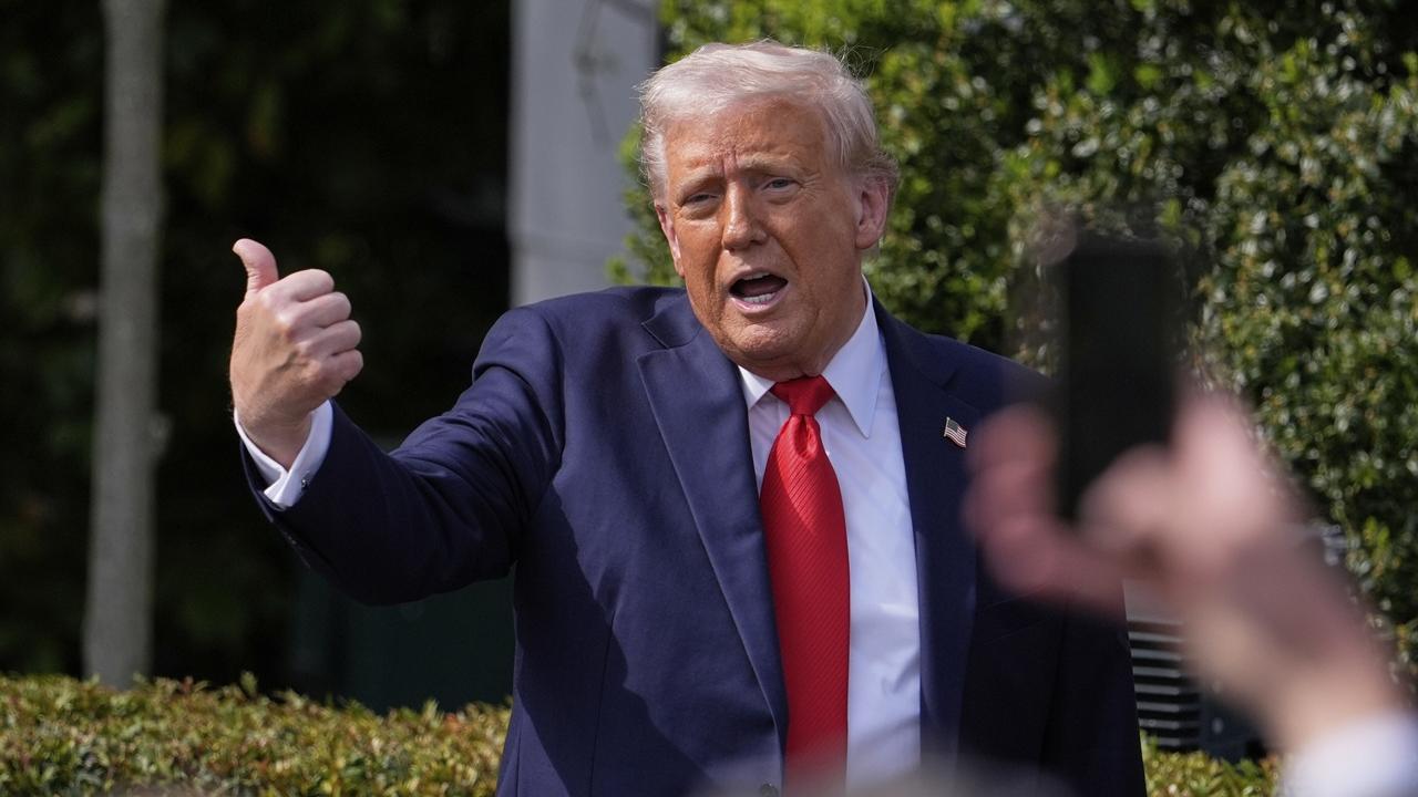 特朗普關稅戰，特朗普：將對藥品和晶片徵稅，商務部已啟動關稅調查。(AP)