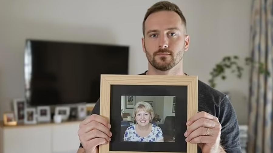 獎券中逾18萬成最後禮物，兒子心碎：媽媽一生從未贏過大獎。(X)